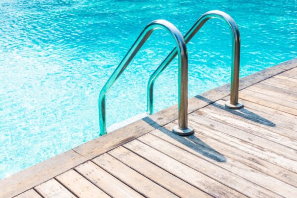 Aluminum Steps for Docks vs Dock Ladders Which Is Right for You