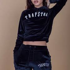 Trapstar & Essentials Clothing New Trend 2025 Redefining Fashion